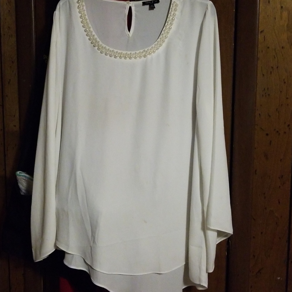 Blouse - Picture 2 of 2